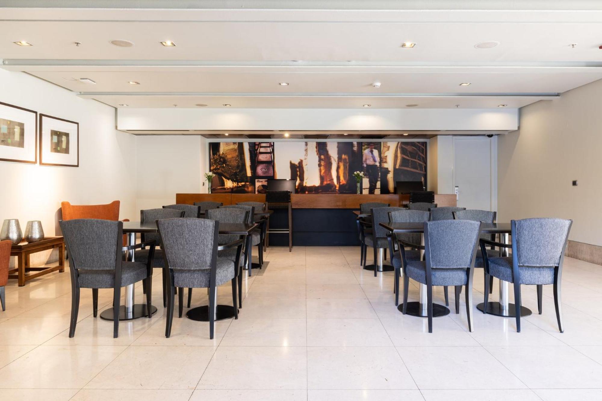 Holiday Inn Express Santiago Las Condes By Ihg Eksteriør billede