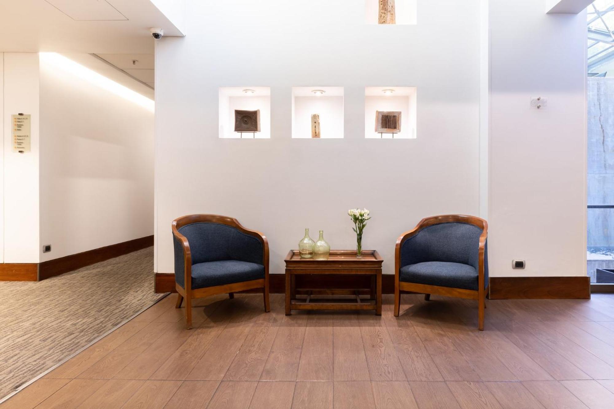 Holiday Inn Express Santiago Las Condes By Ihg Eksteriør billede