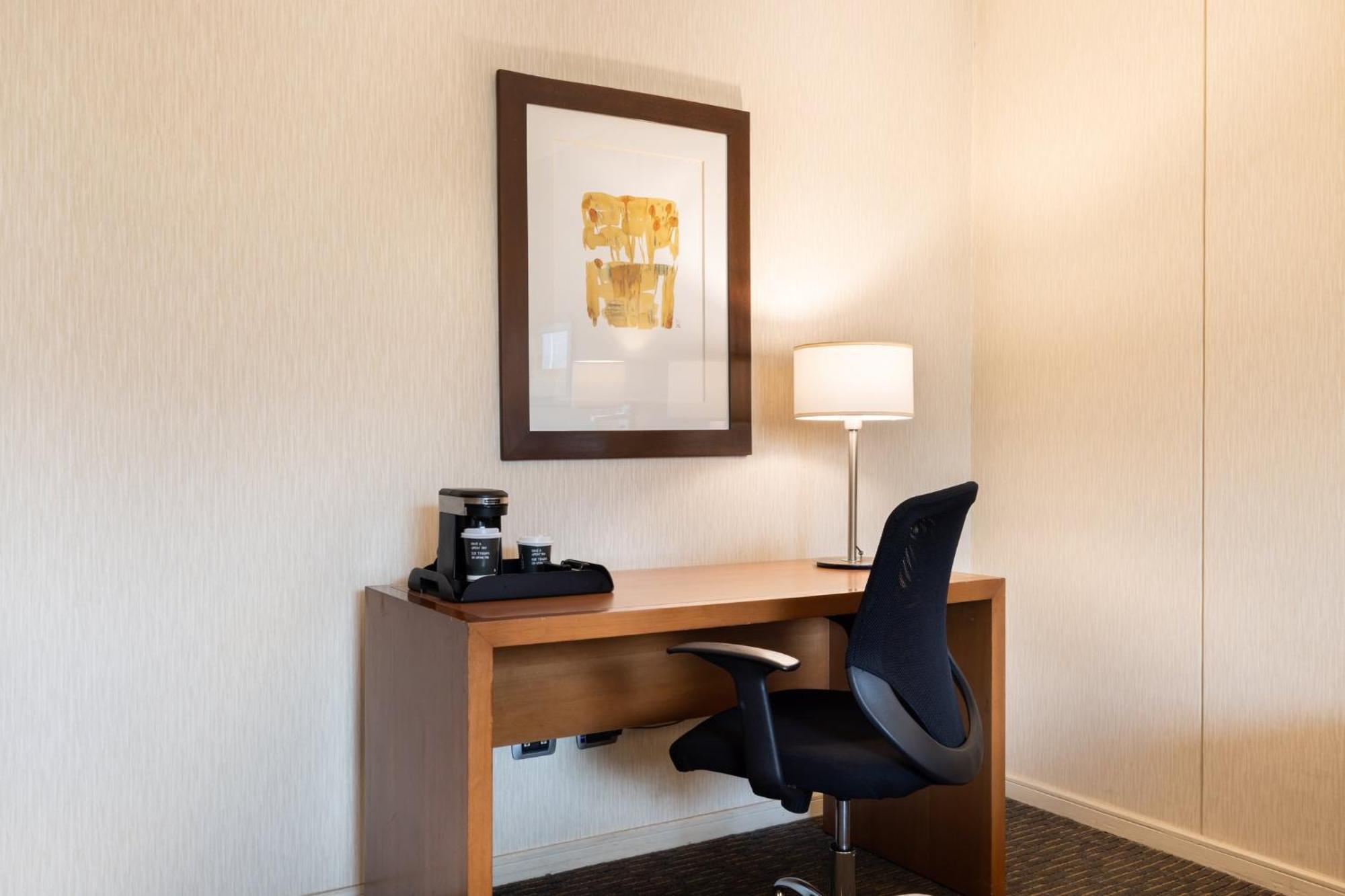Holiday Inn Express Santiago Las Condes By Ihg Eksteriør billede